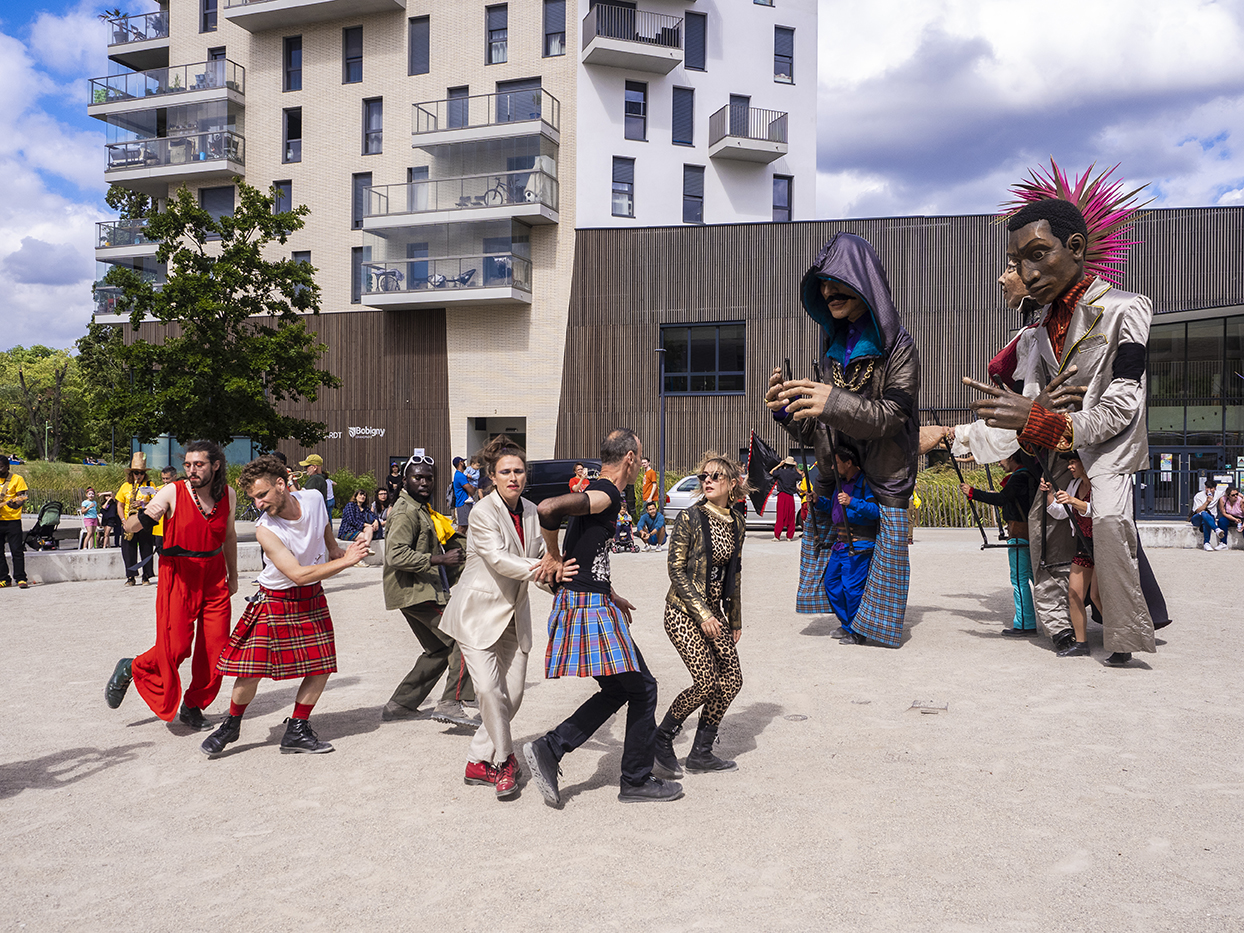 Association Villes des Musiques du Monde - Festival Multitude _ Parade