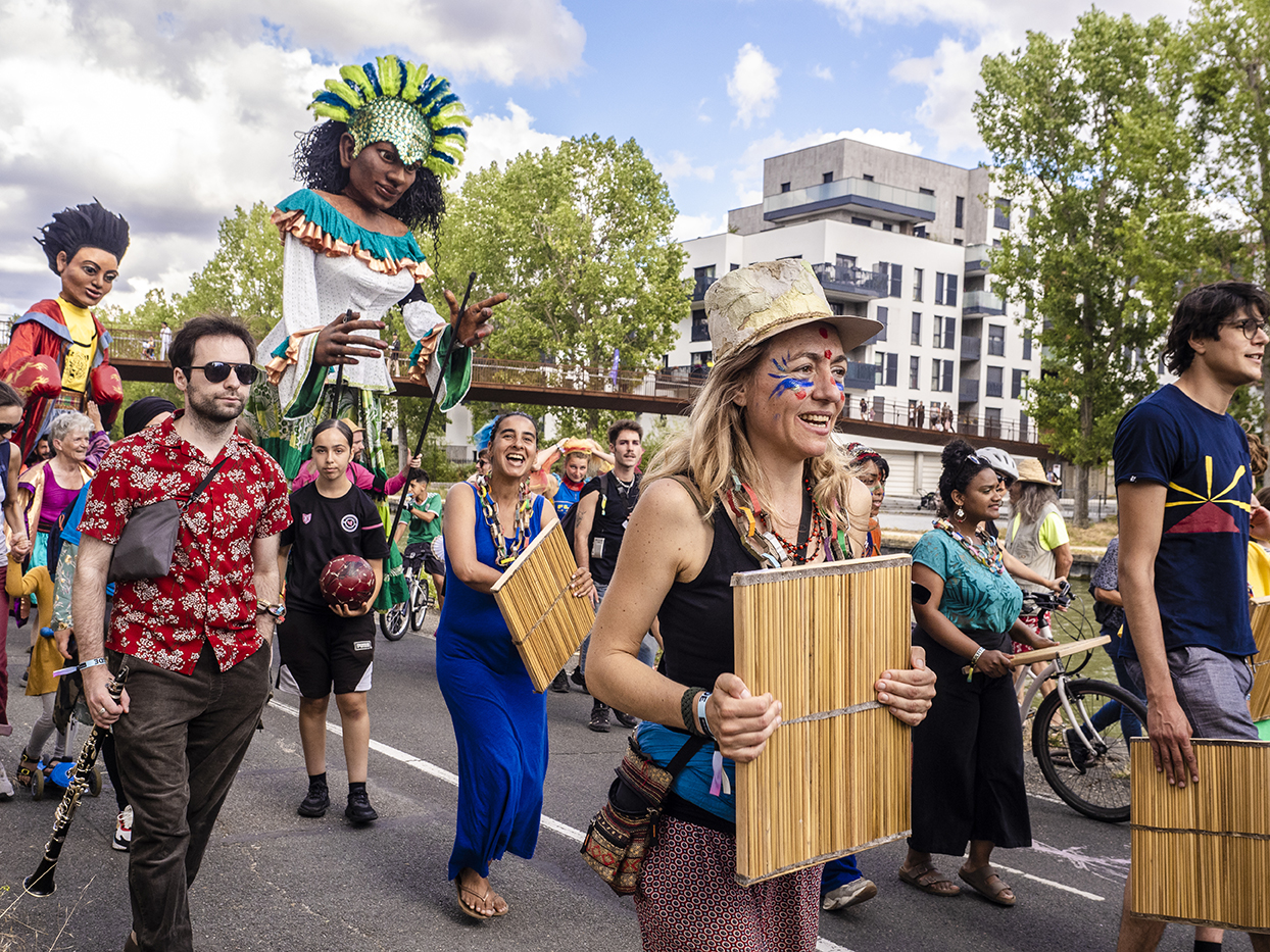 Association Villes des Musiques du Monde - Festival Multitude _ Parade